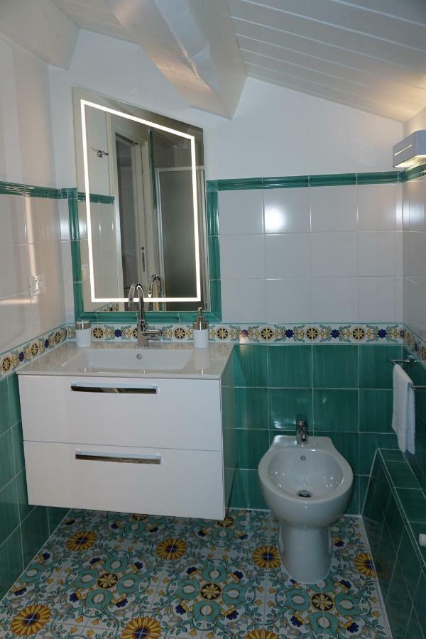 Villa Casa Vacanze Torre Dei Gualtieri San Benedetto del Tronto Exterior foto